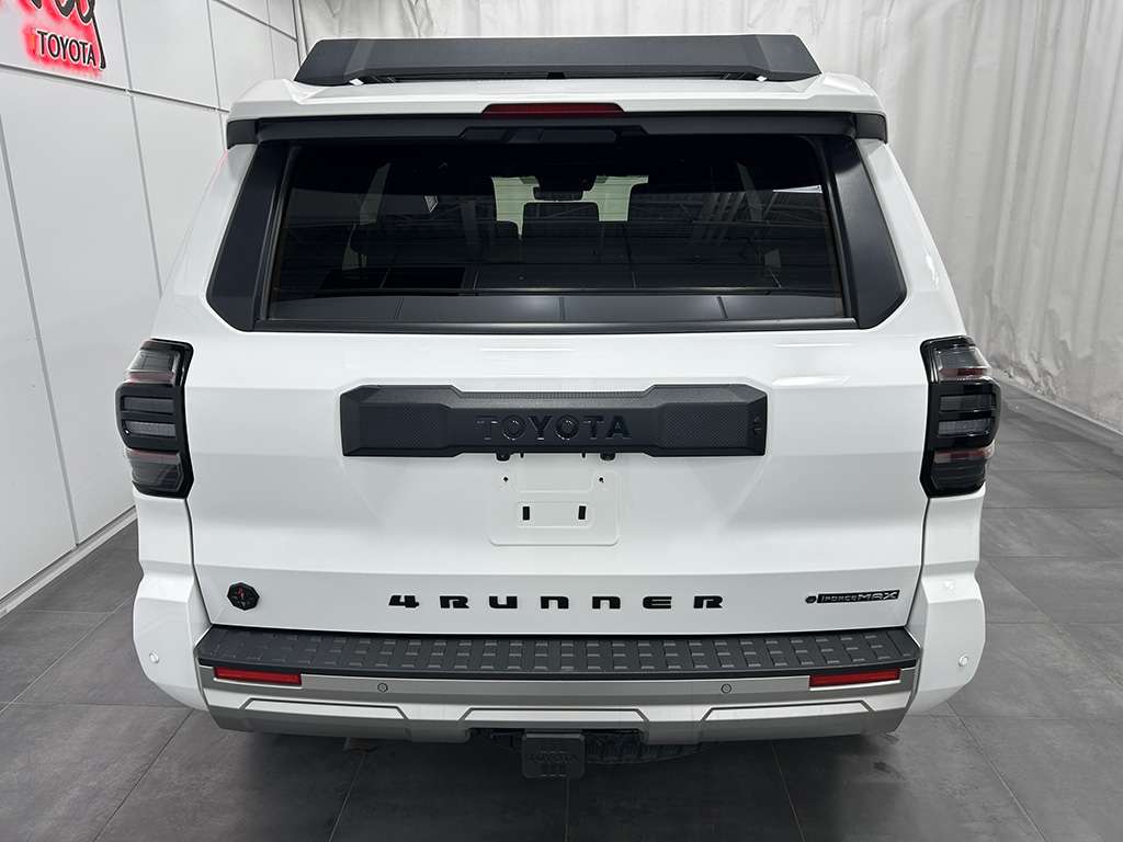 2025 Toyota 4Runner - Image 5