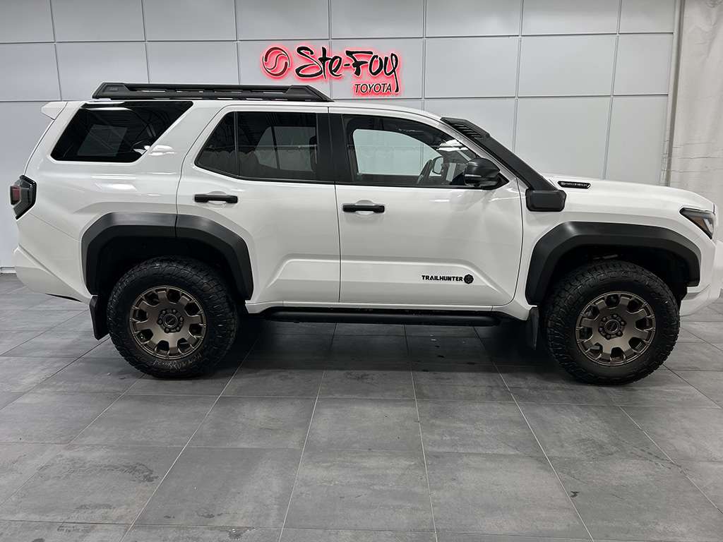 2025 Toyota 4Runner - Image 7