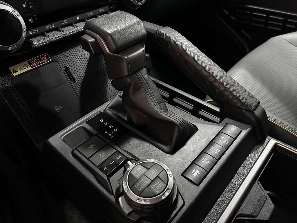 2025 Toyota 4Runner - Image 13