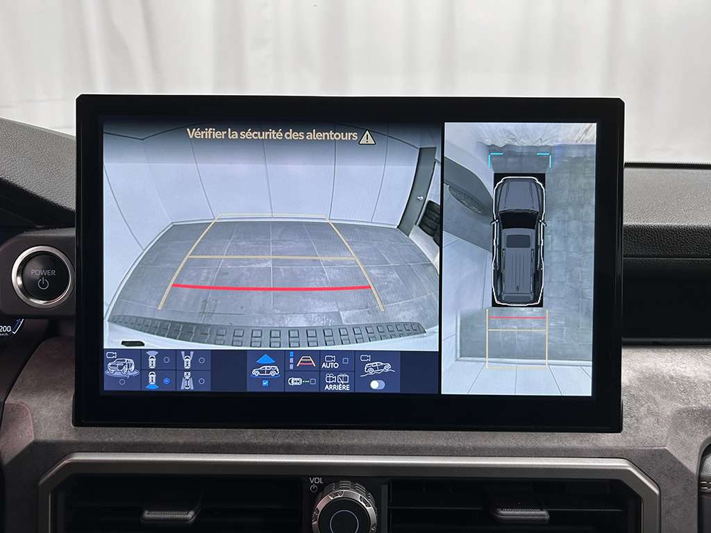2025 Toyota 4Runner - Image 15