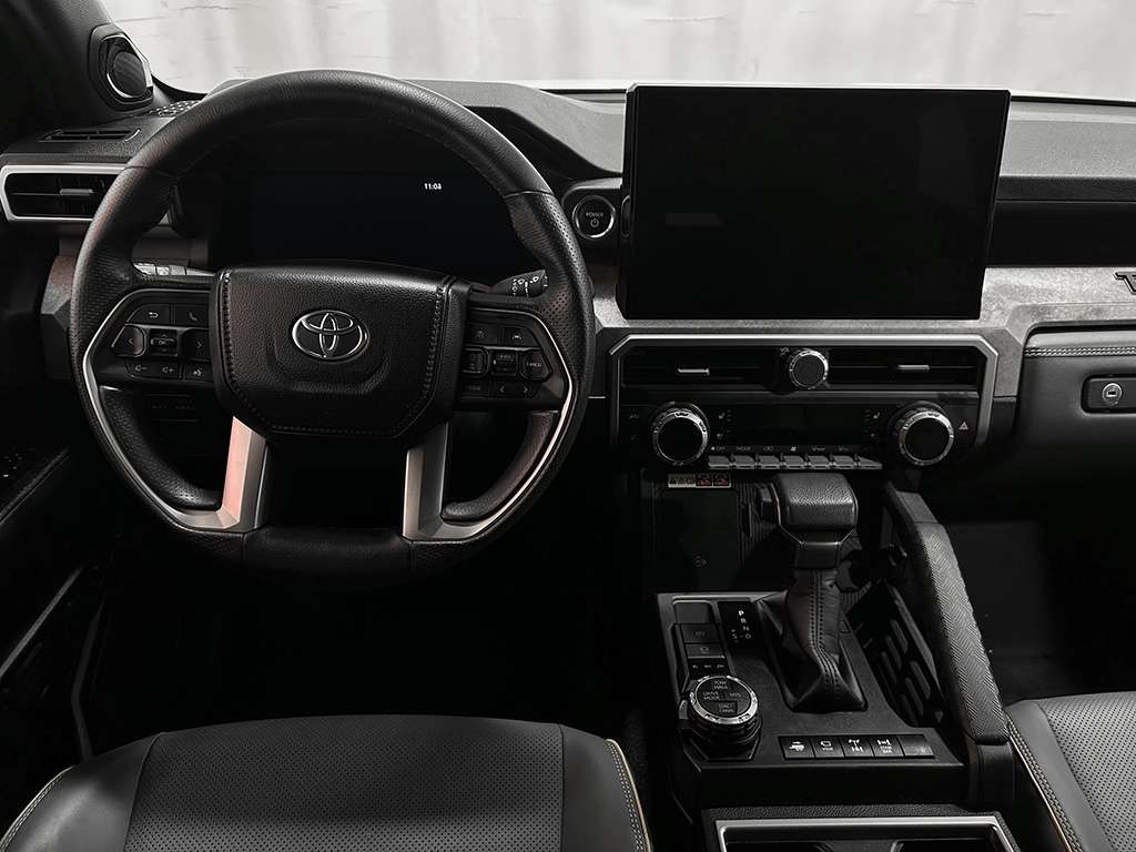 2025 Toyota 4Runner - Image 18