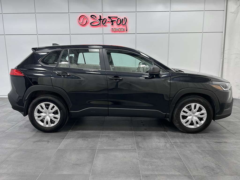 2024 Toyota Corolla Cross - Image 7