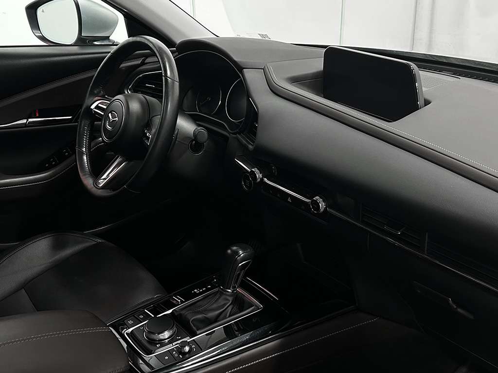 2023 Mazda CX-30 - Image 18