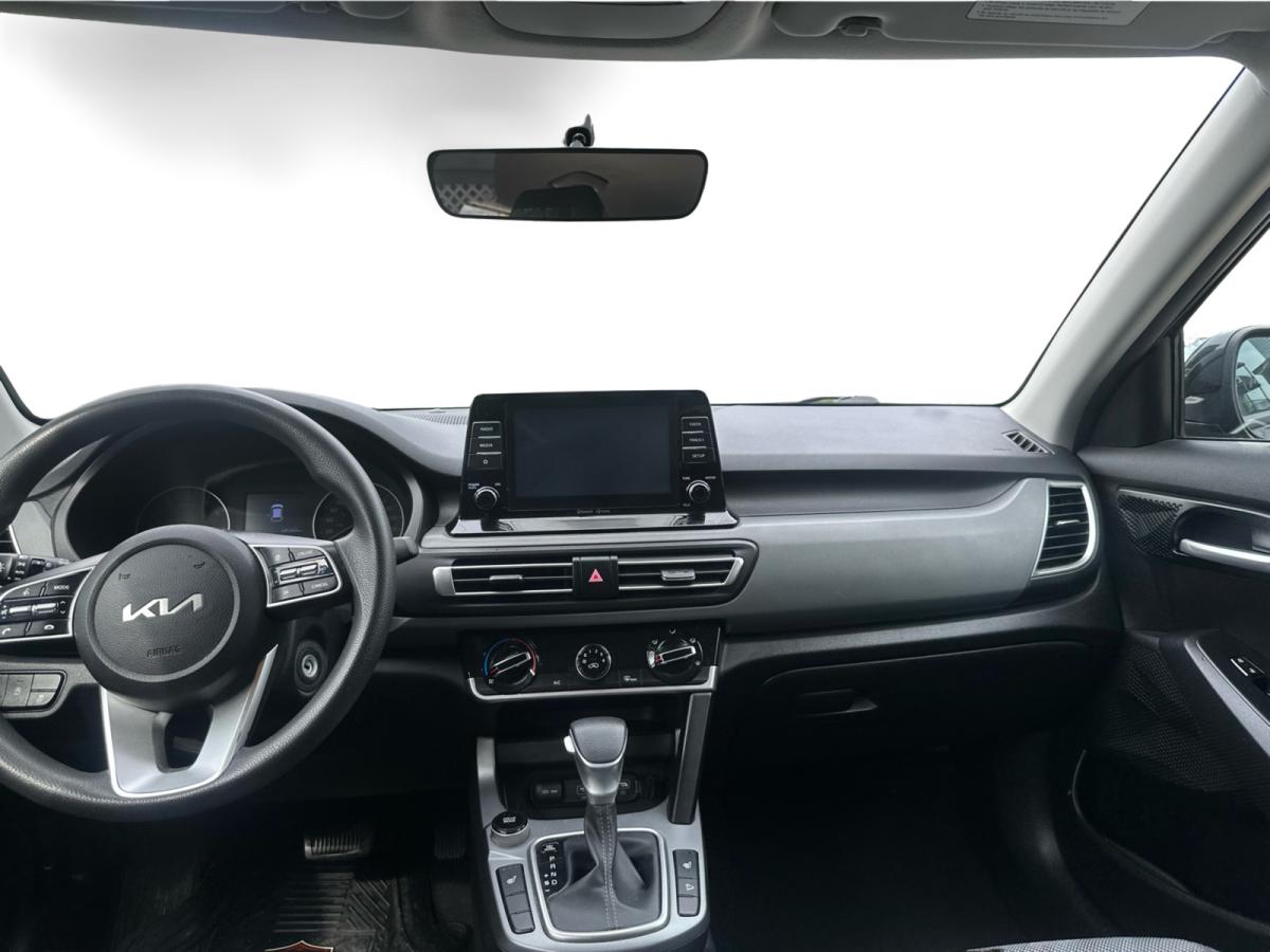 2018 Kia Forte - Image 10