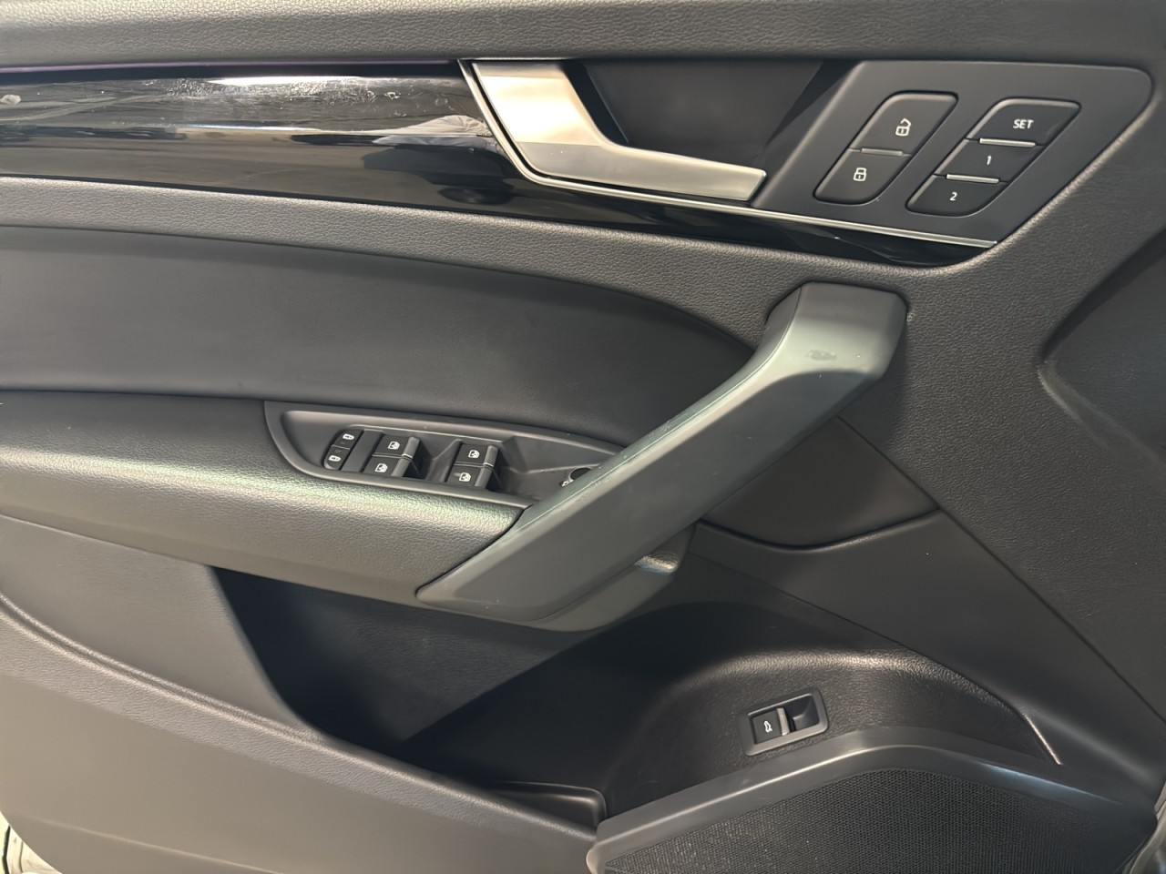 2022 Audi Q5 Sportback - Image 9