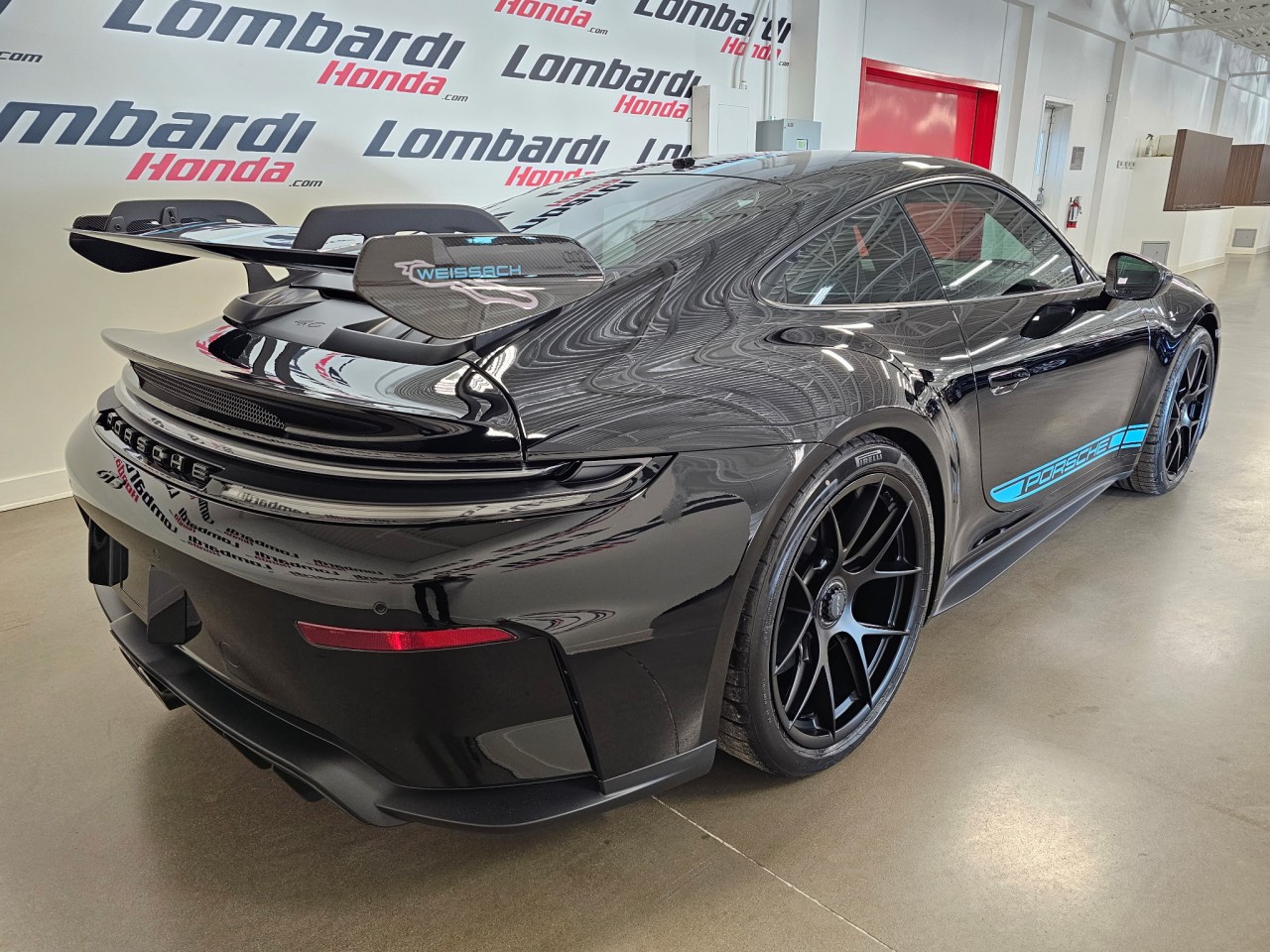 2026 Porsche 911 - Image 4