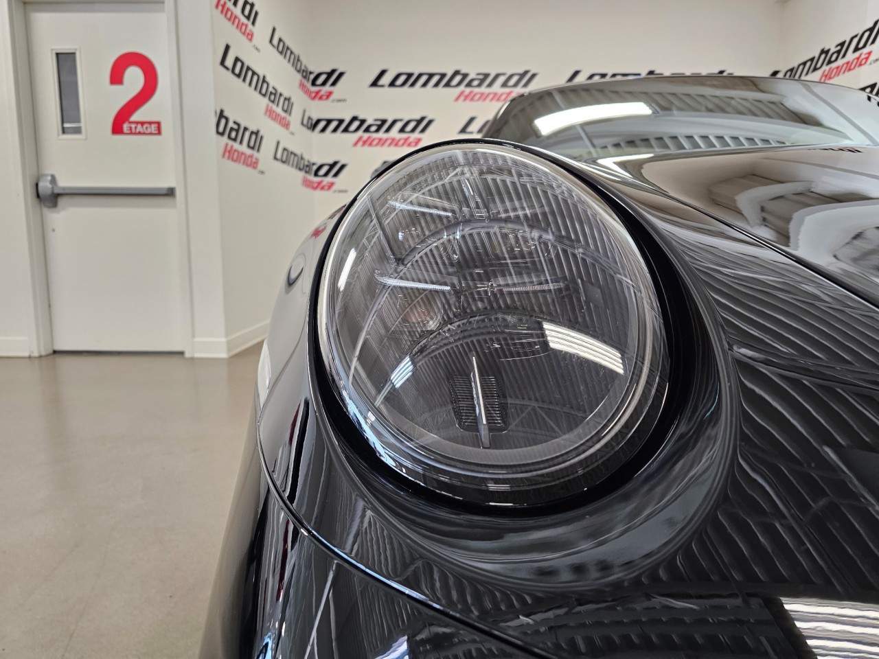 2026 Porsche 911 - Image 10