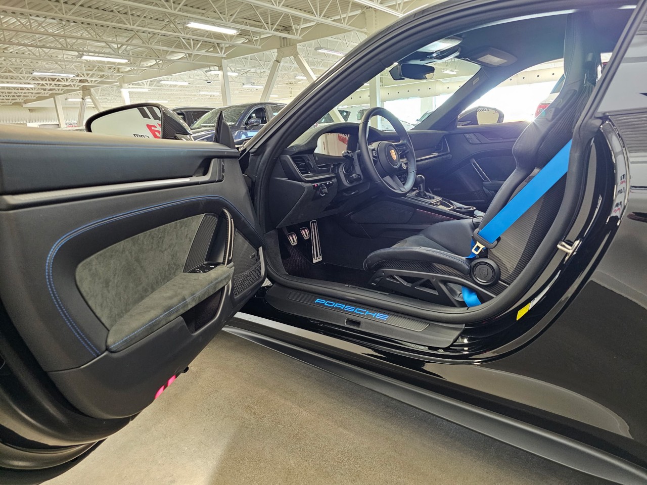 2026 Porsche 911 - Image 21