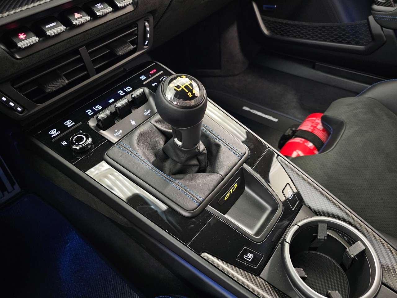 2026 Porsche 911 - Image 30