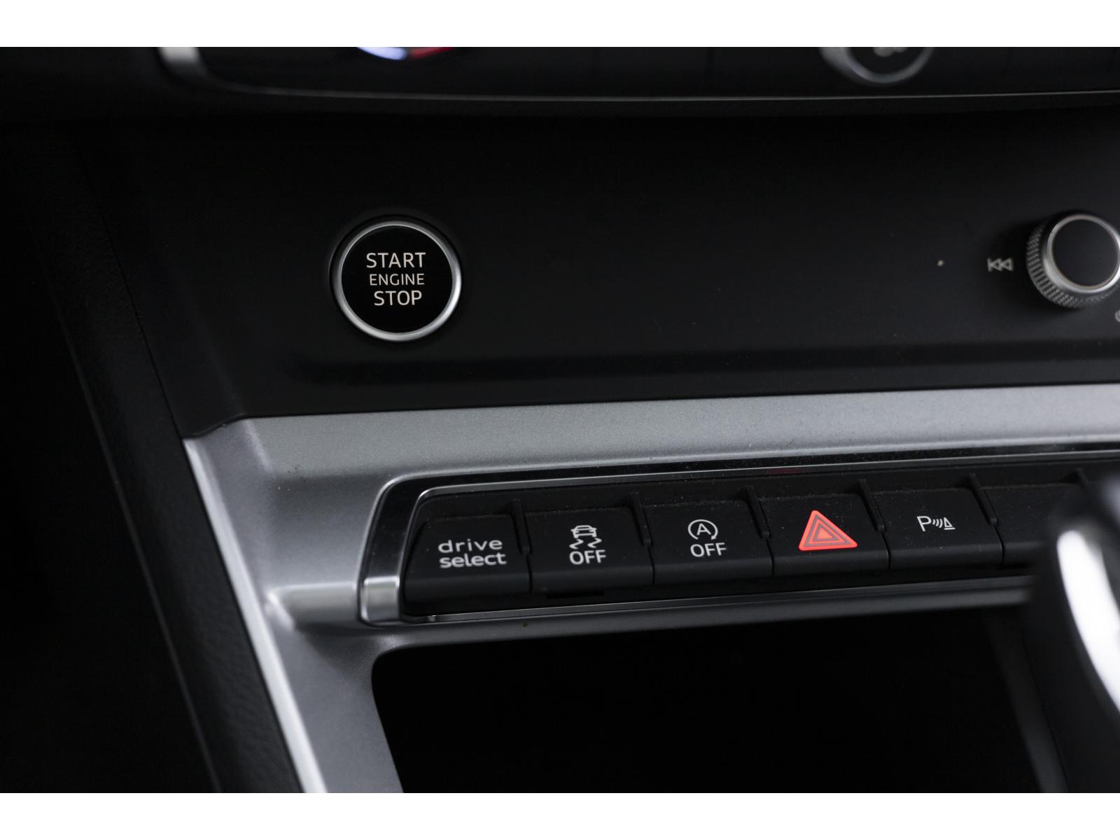 2021 Audi Q3 - Image 25
