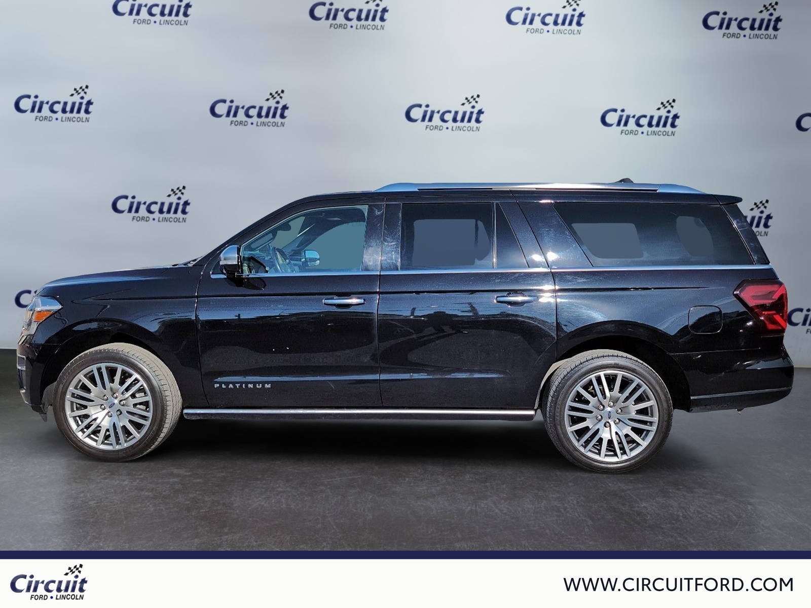 2022 Ford Expedition - Image 5