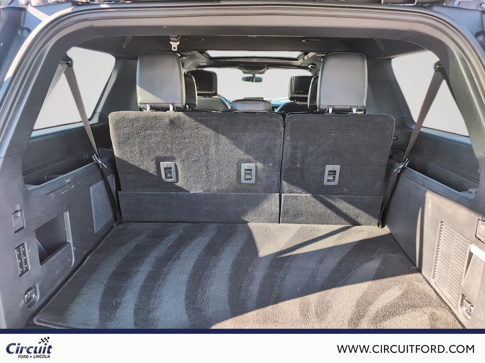 2022 Ford Expedition - Image 6