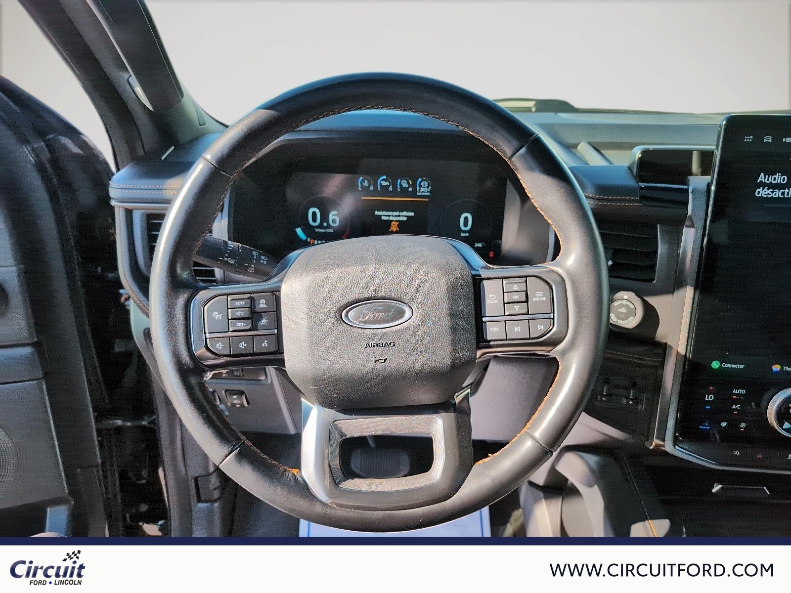2022 Ford Expedition - Image 11