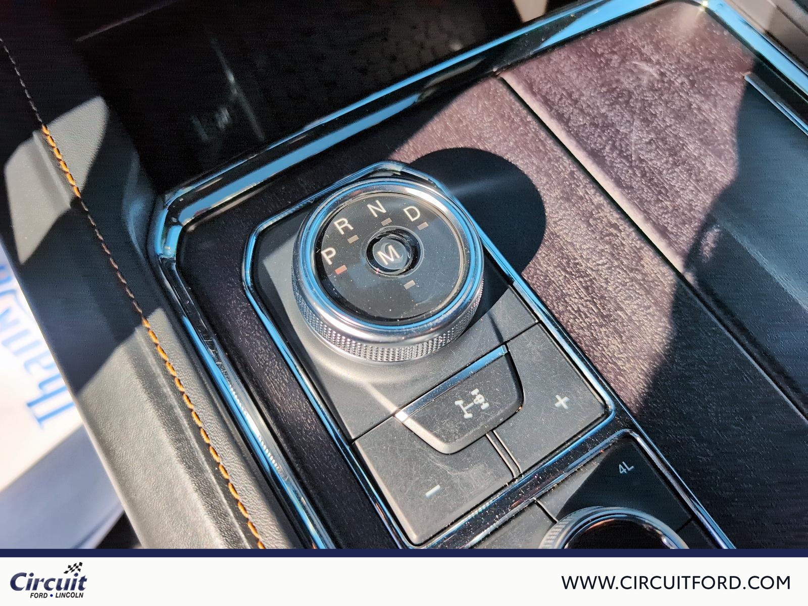 2022 Ford Expedition - Image 14