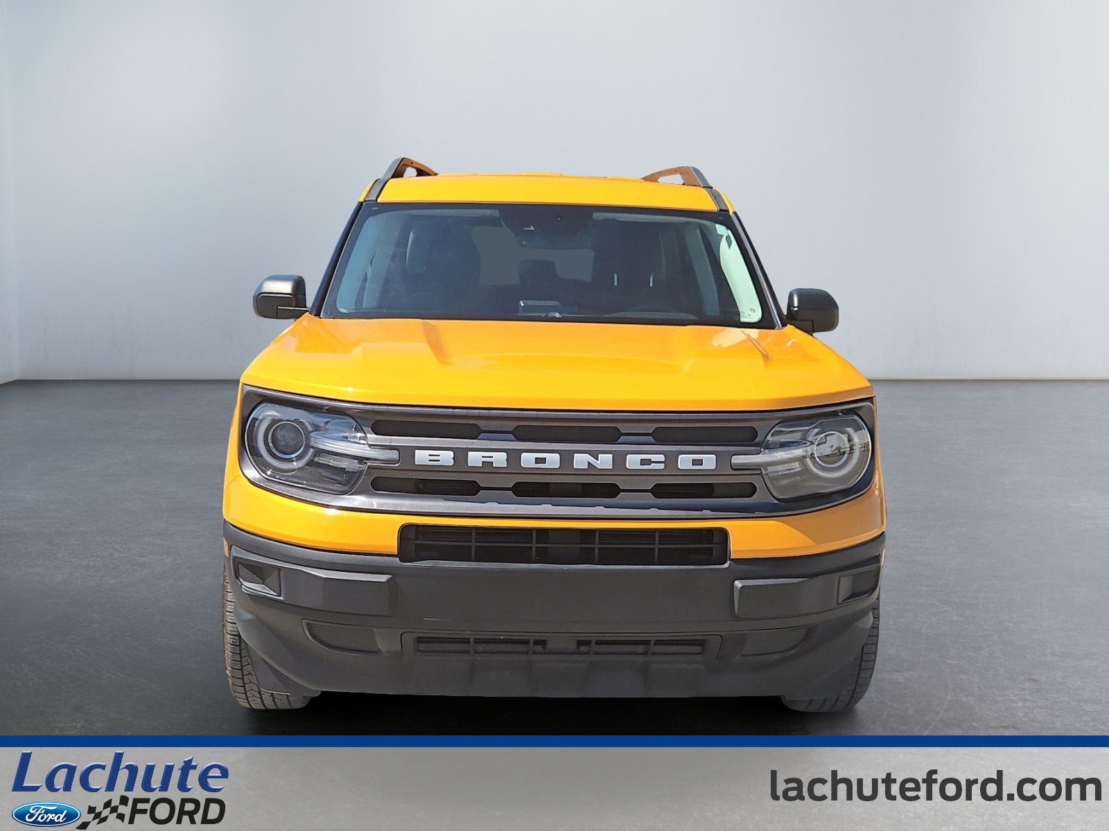 2022 Ford Bronco Sport - Image 2
