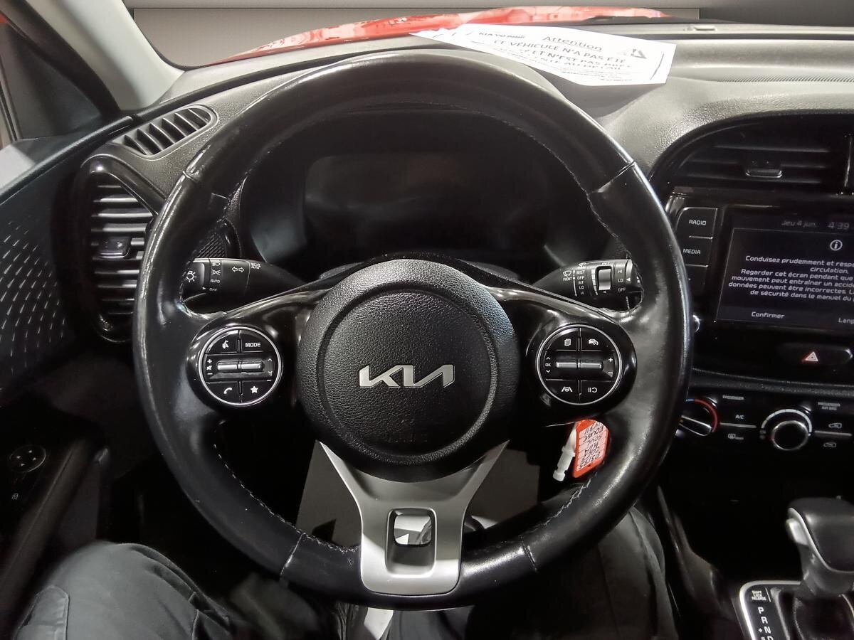 2023 Kia Soul - Image 16
