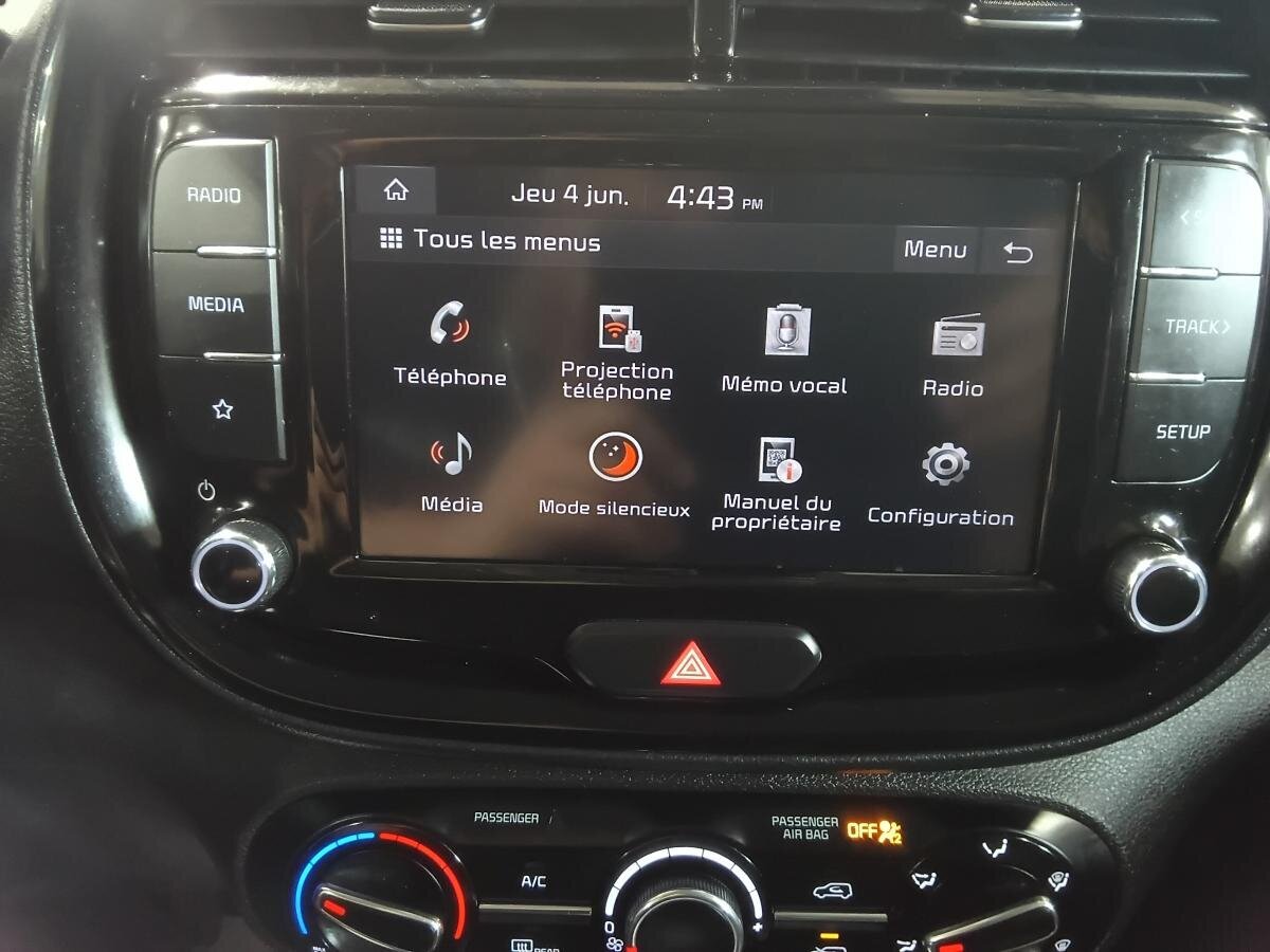 2023 Kia Soul - Image 17