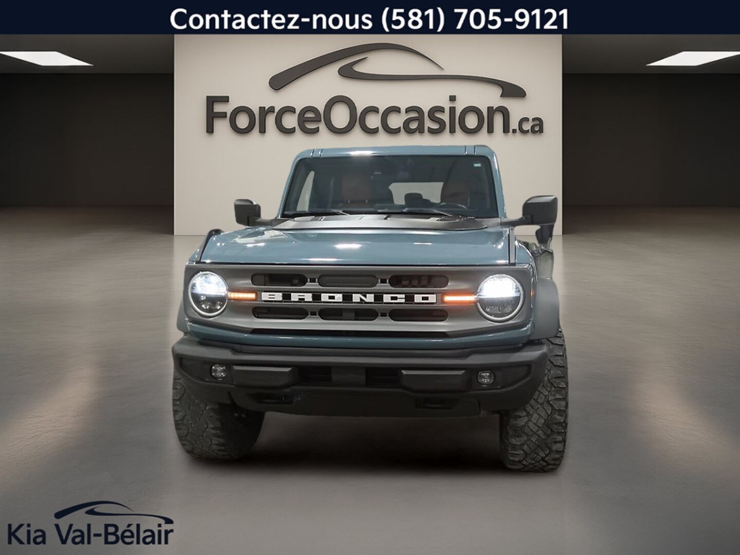 2022 Ford Bronco - Image 2
