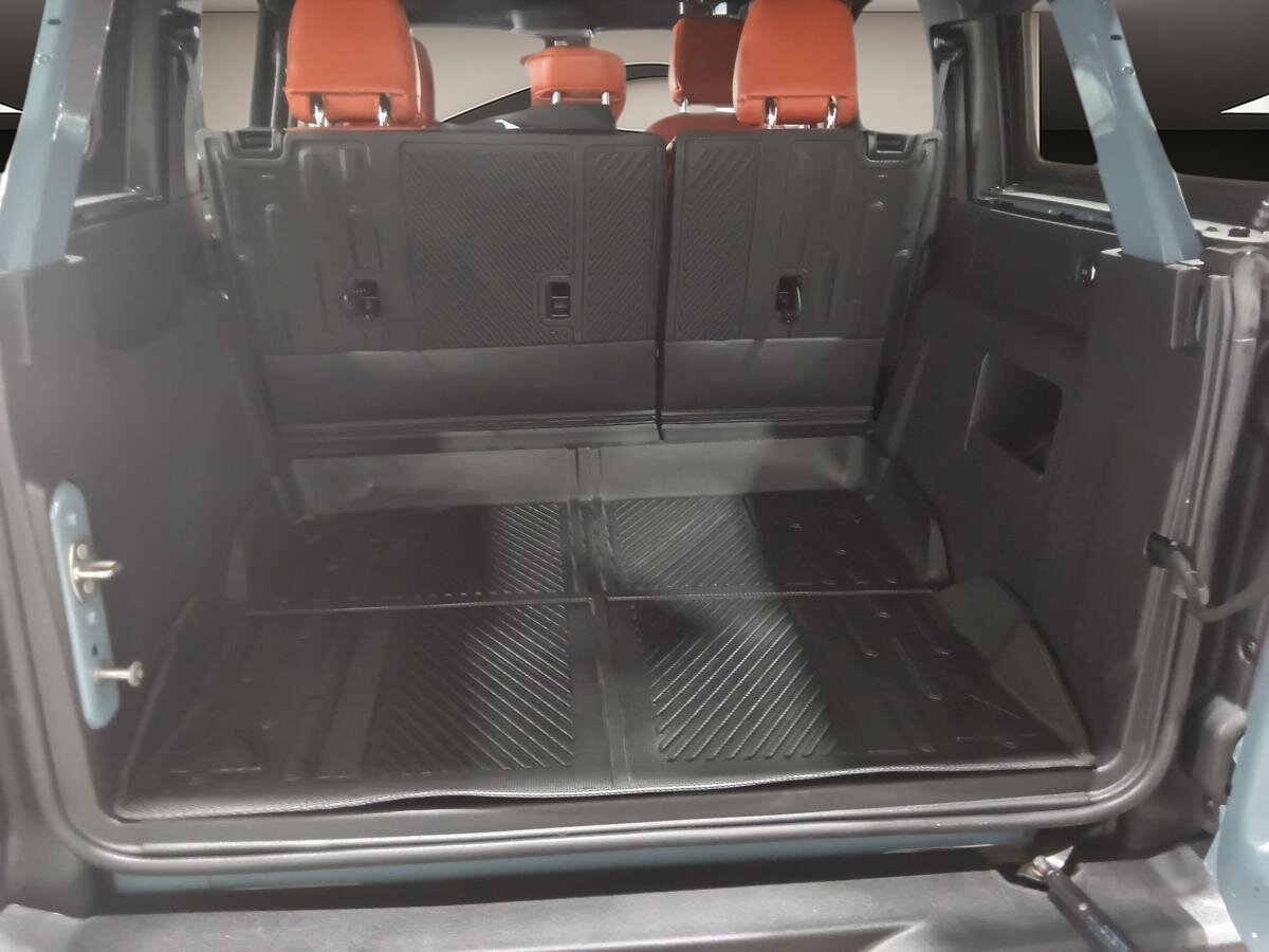 2022 Ford Bronco - Image 7