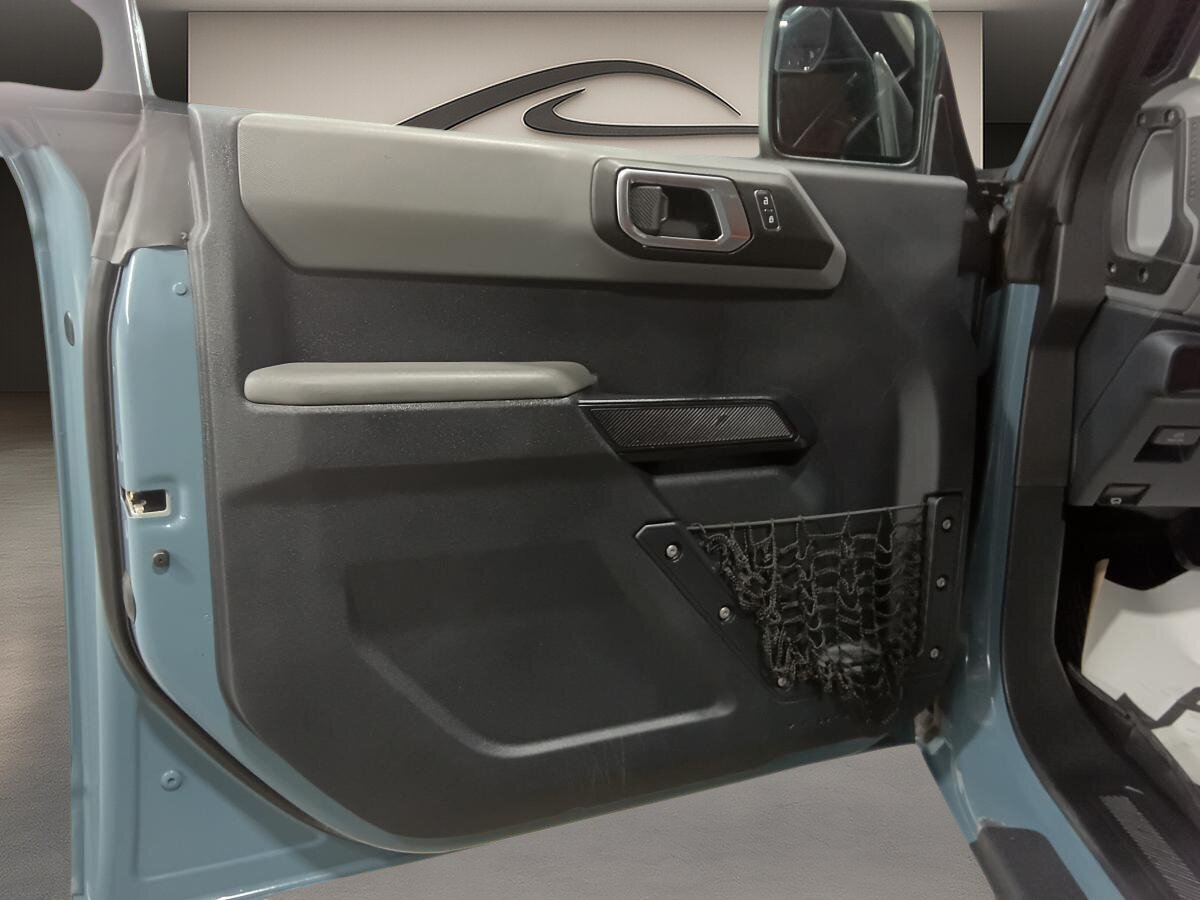 2022 Ford Bronco - Image 20
