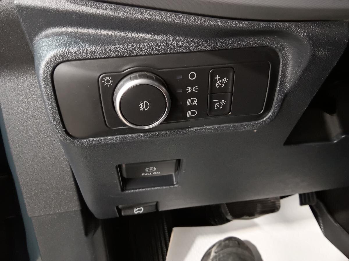 2022 Ford Bronco - Image 22