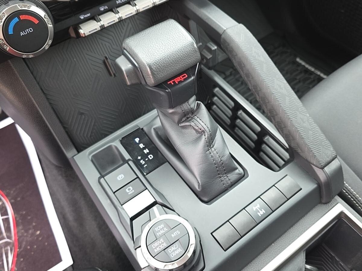 2024 Toyota Tacoma - Image 18