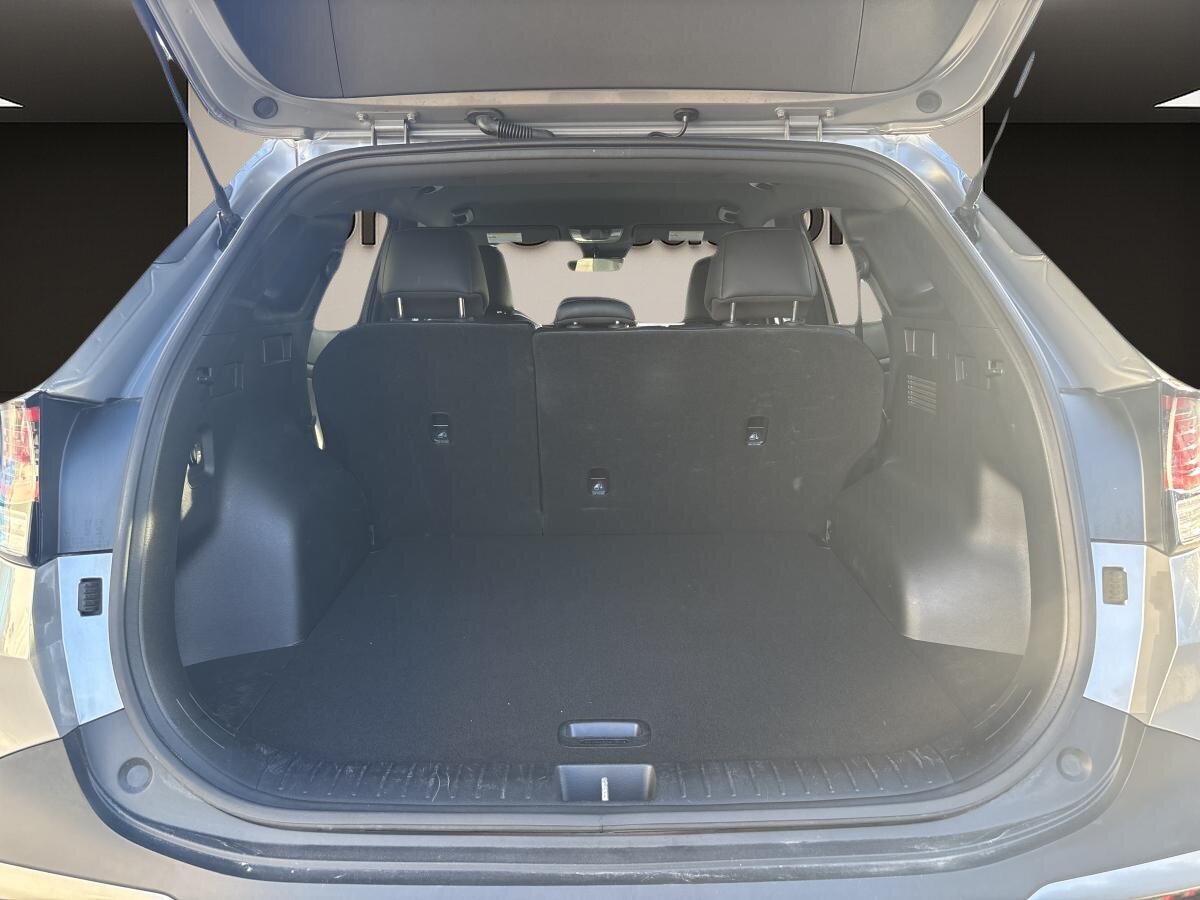 2023 Kia Sportage - Image 8