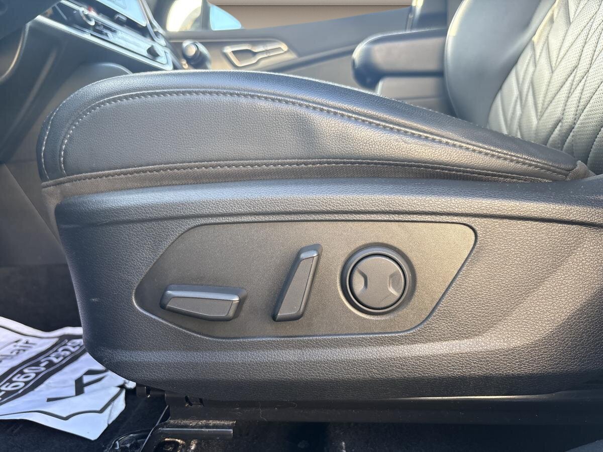 2023 Kia Sportage - Image 20