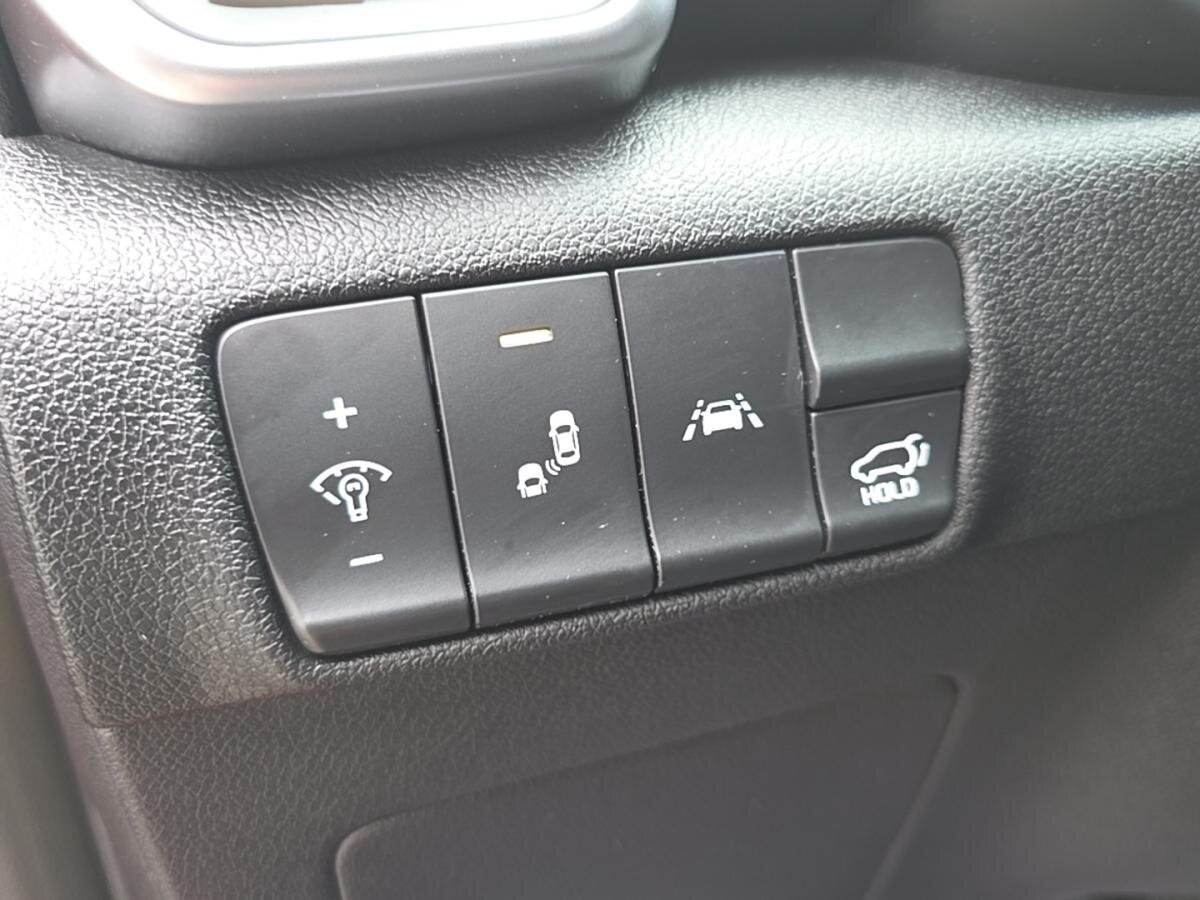 2020 Kia Sportage - Image 22