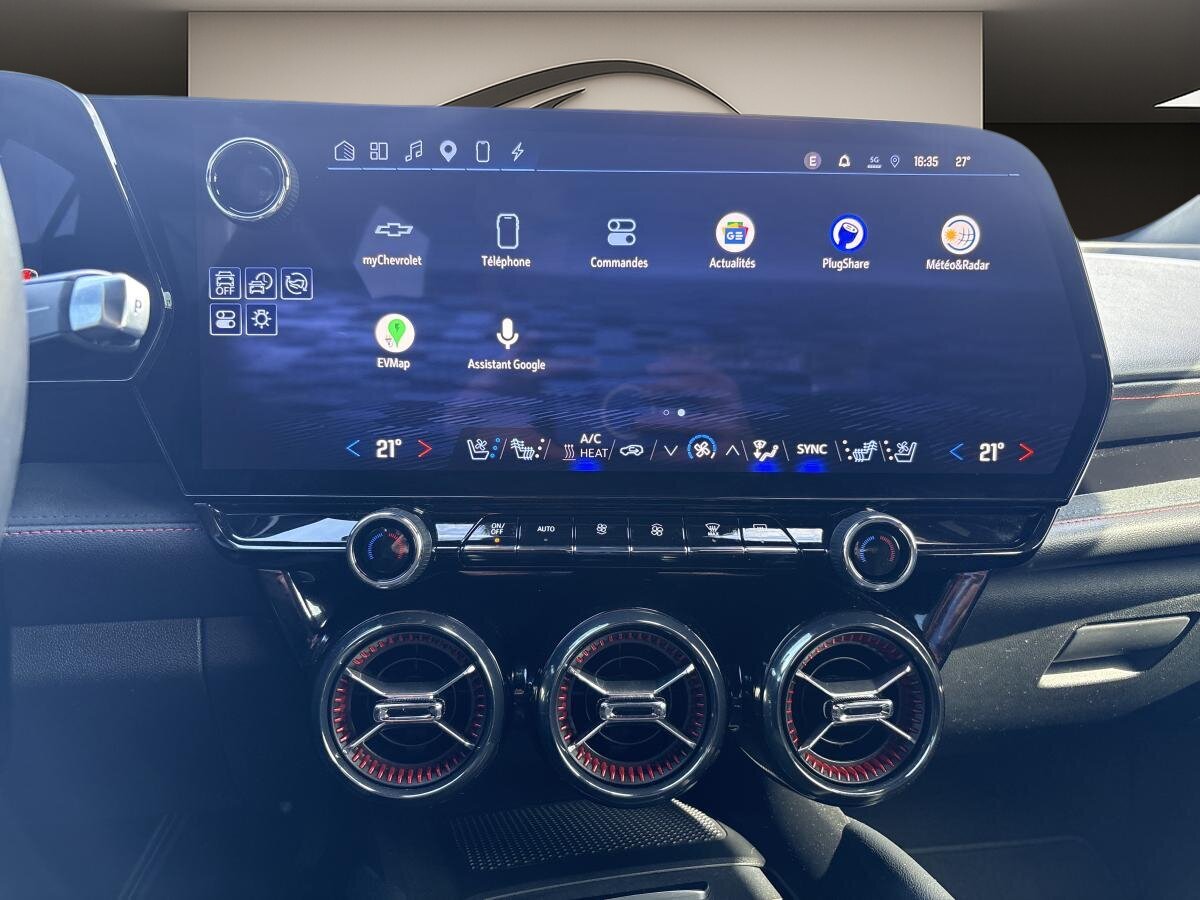 2024 Chevrolet Blazer EV - Image 17