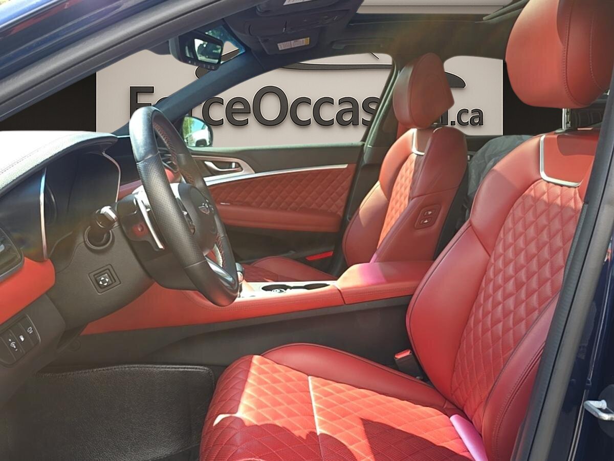 2022 Genesis G70 - Image 6