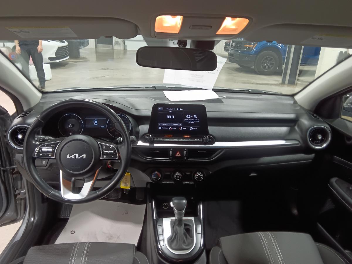 2022 Kia Forte5 - Image 10