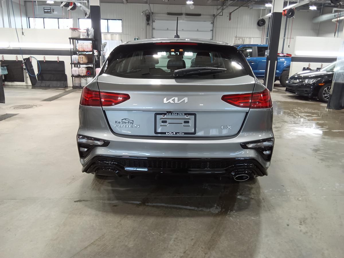 2022 Kia Forte5 - Image 24
