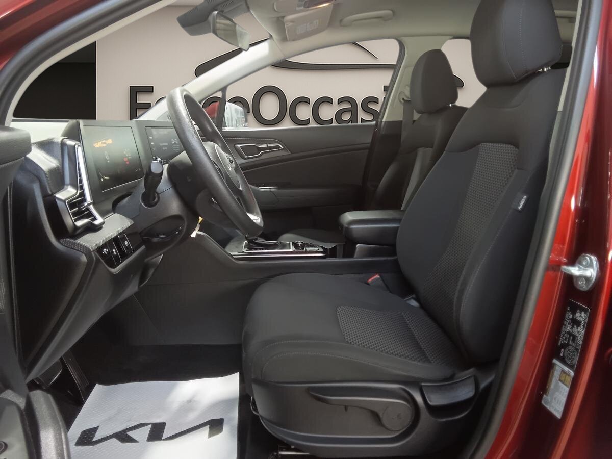 2023 Kia Sportage - Image 10
