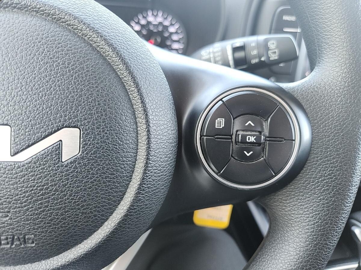 2022 Kia Soul - Image 11