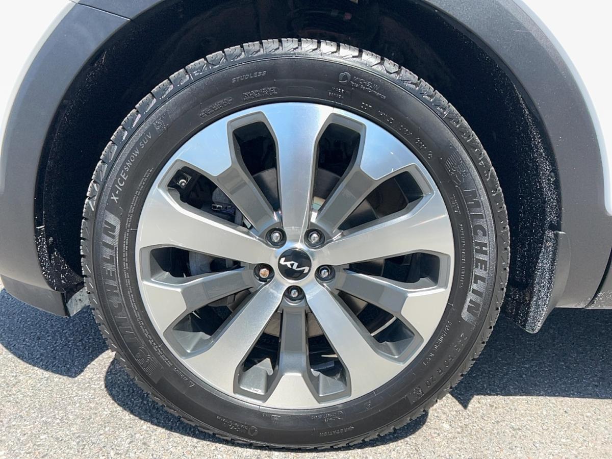 2022 Kia Telluride - Image 9