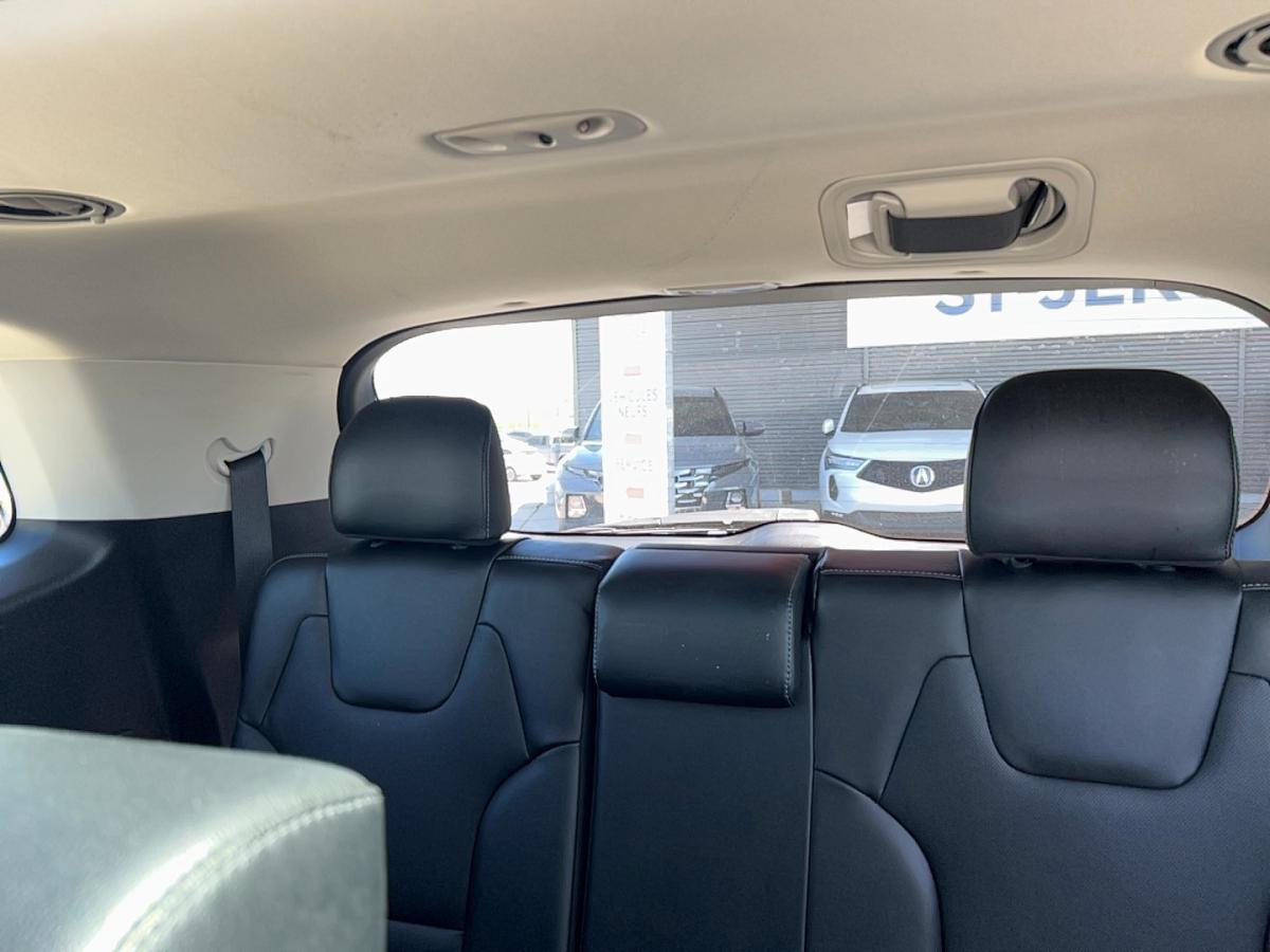 2022 Kia Telluride - Image 18
