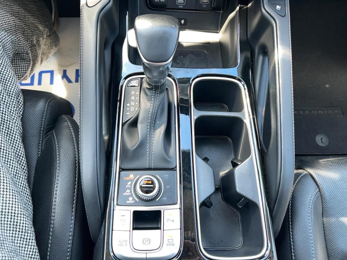 2022 Kia Telluride - Image 31