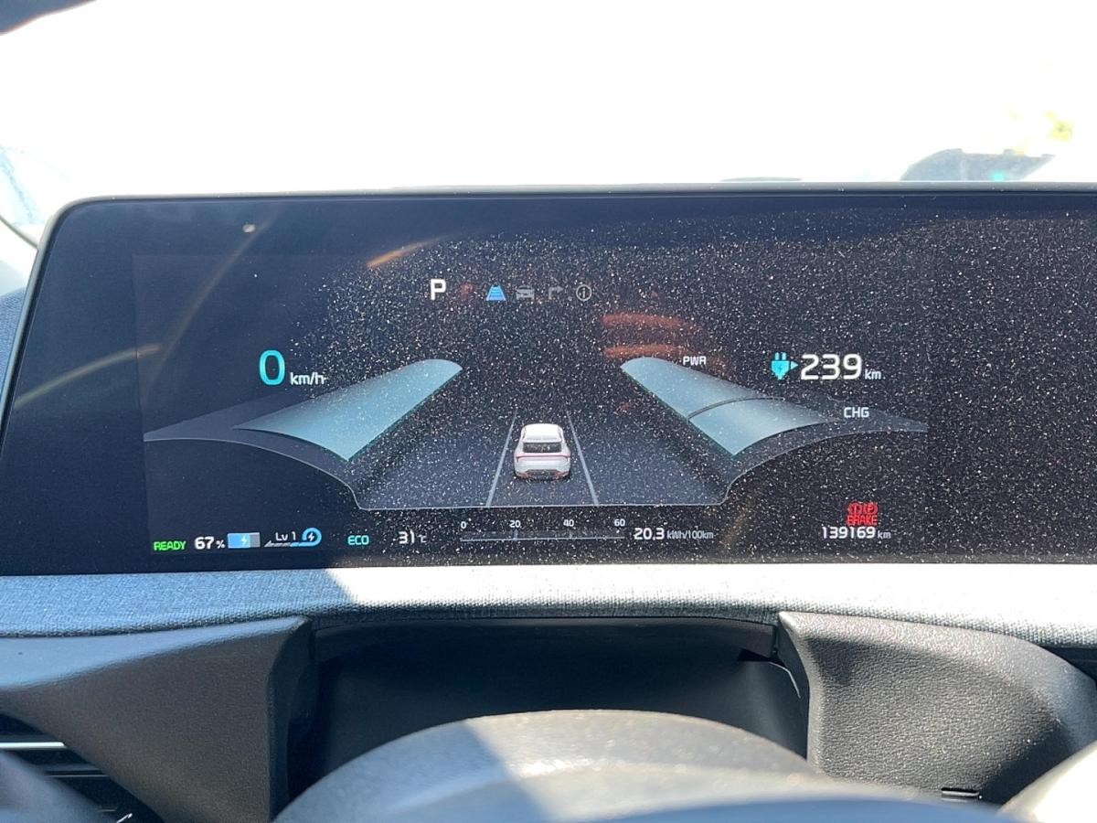 2022 Kia EV6 - Image 23