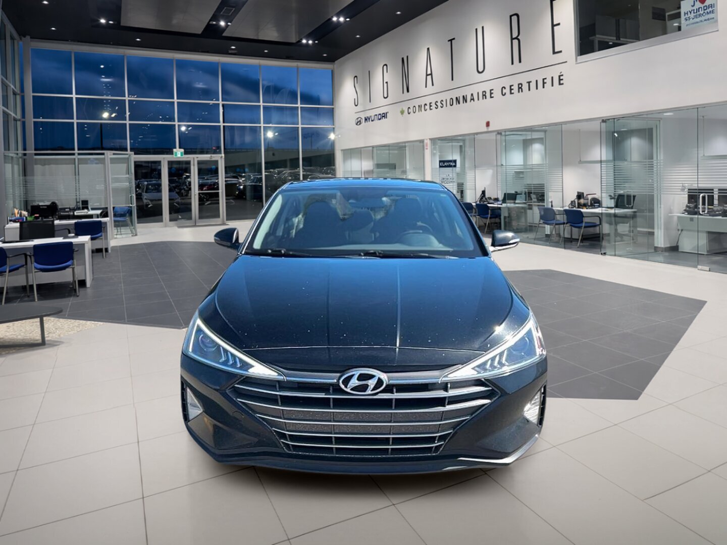 2020 Hyundai Elantra - Image 2