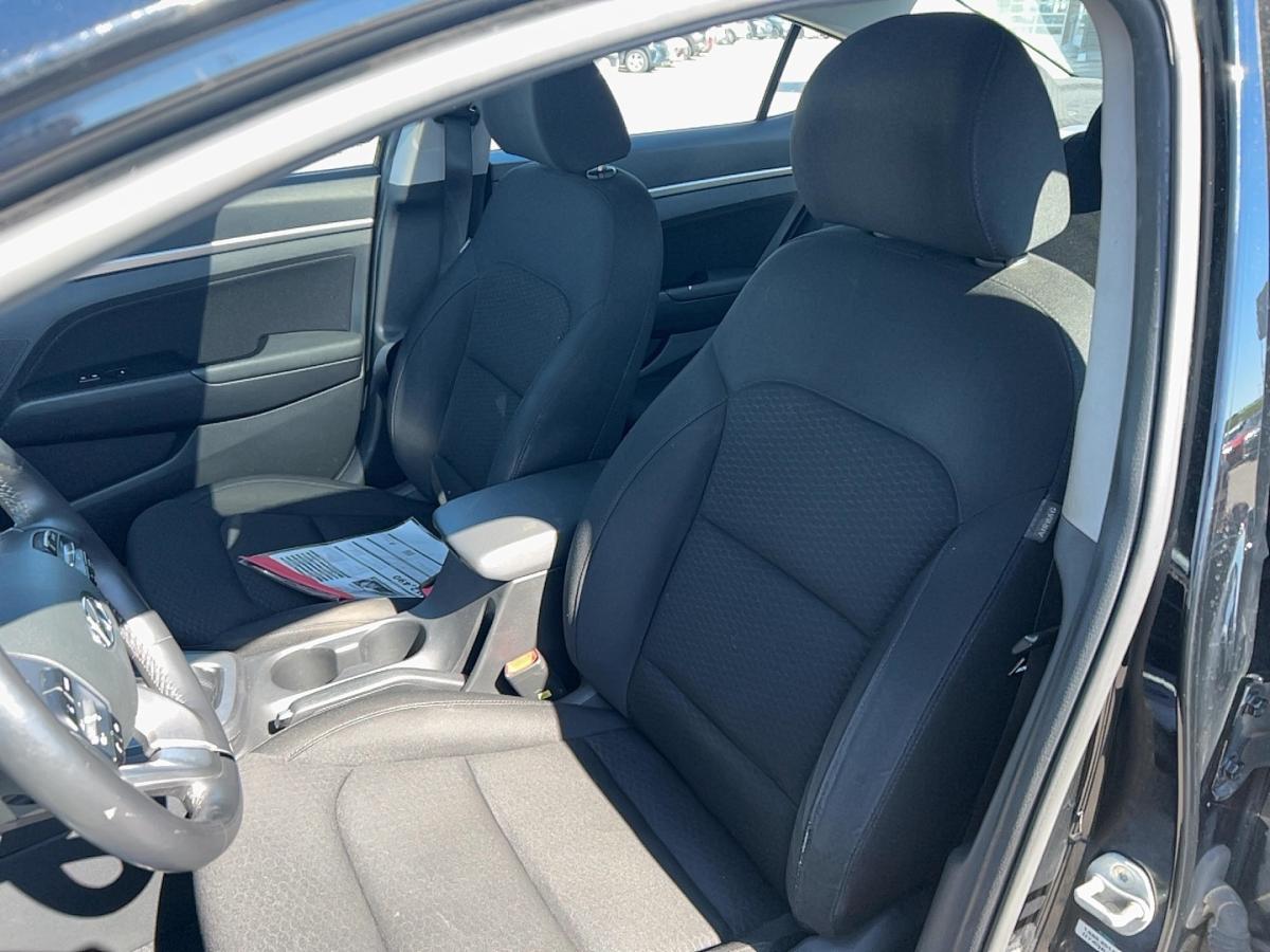 2020 Hyundai Elantra - Image 9
