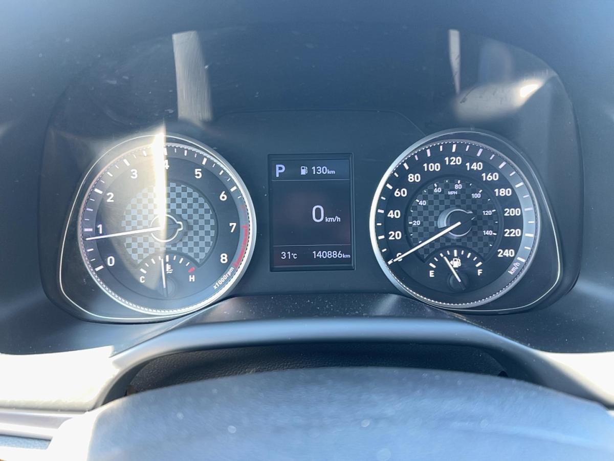 2020 Hyundai Elantra - Image 21