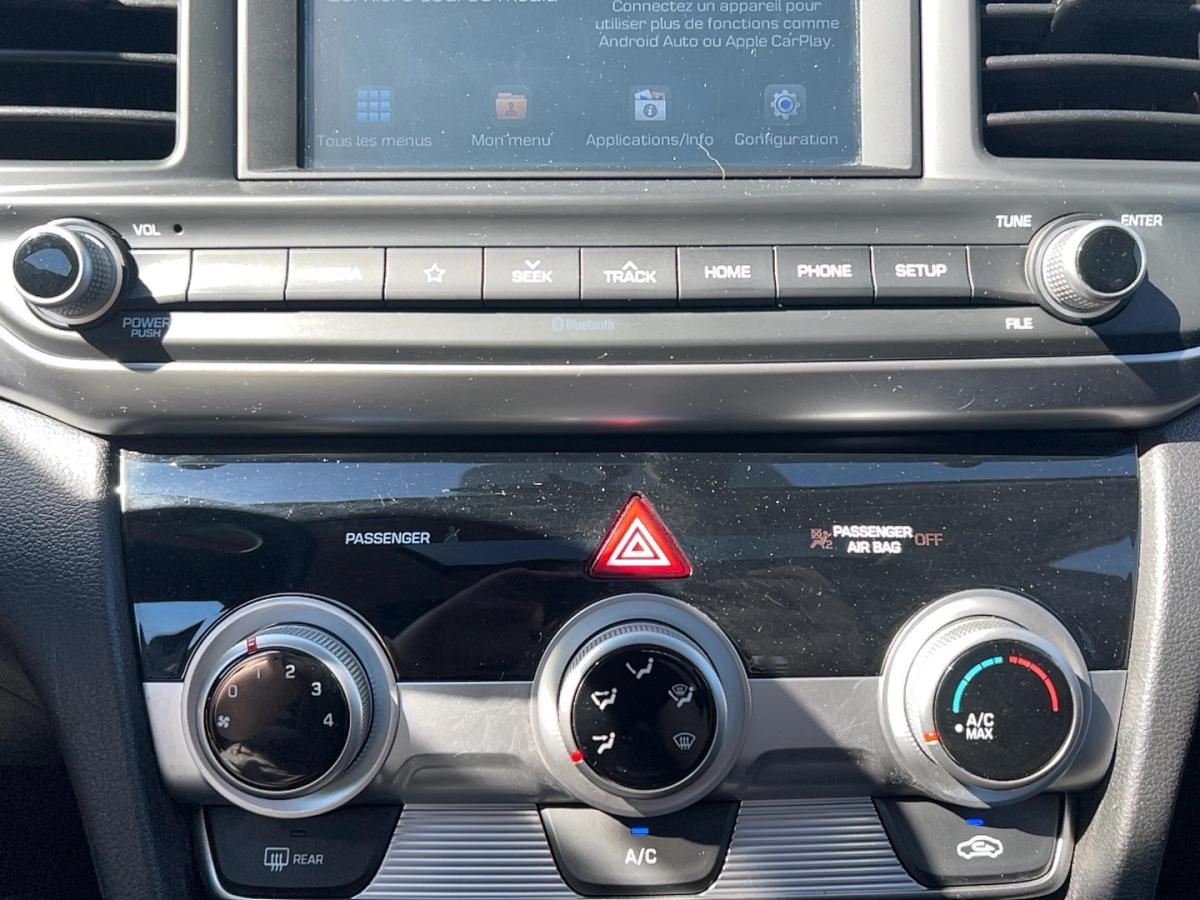 2020 Hyundai Elantra - Image 24