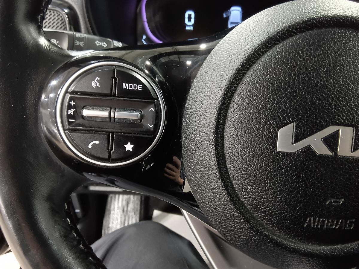 2023 Kia Soul - Image 31