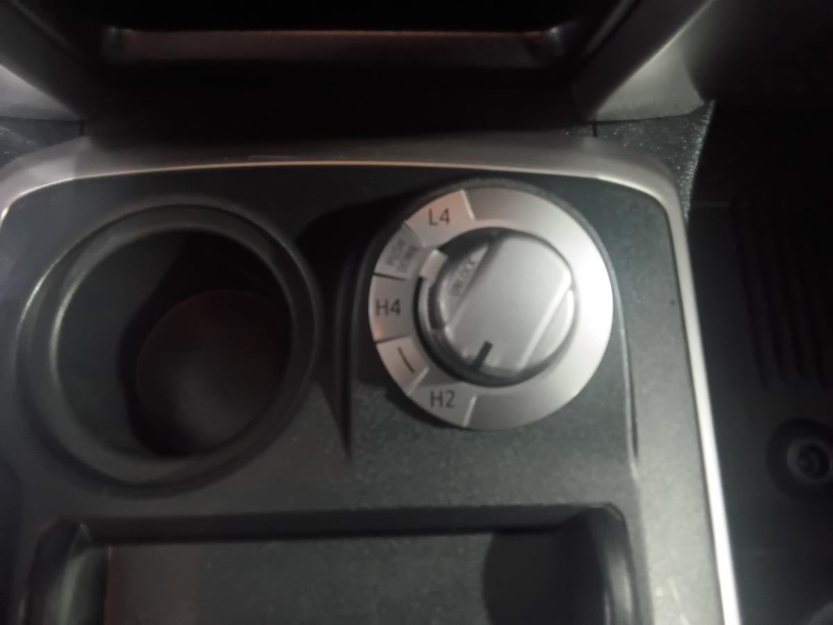 2018 Toyota 4Runner - Image 30