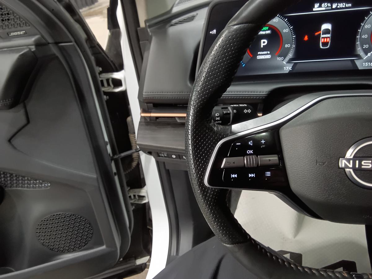 2025 Nissan Ariya - Image 30