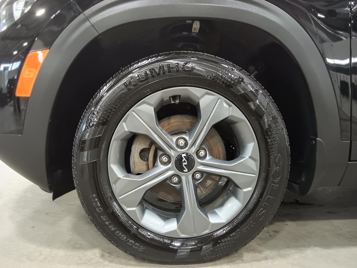 2022 Kia Seltos - Image 6