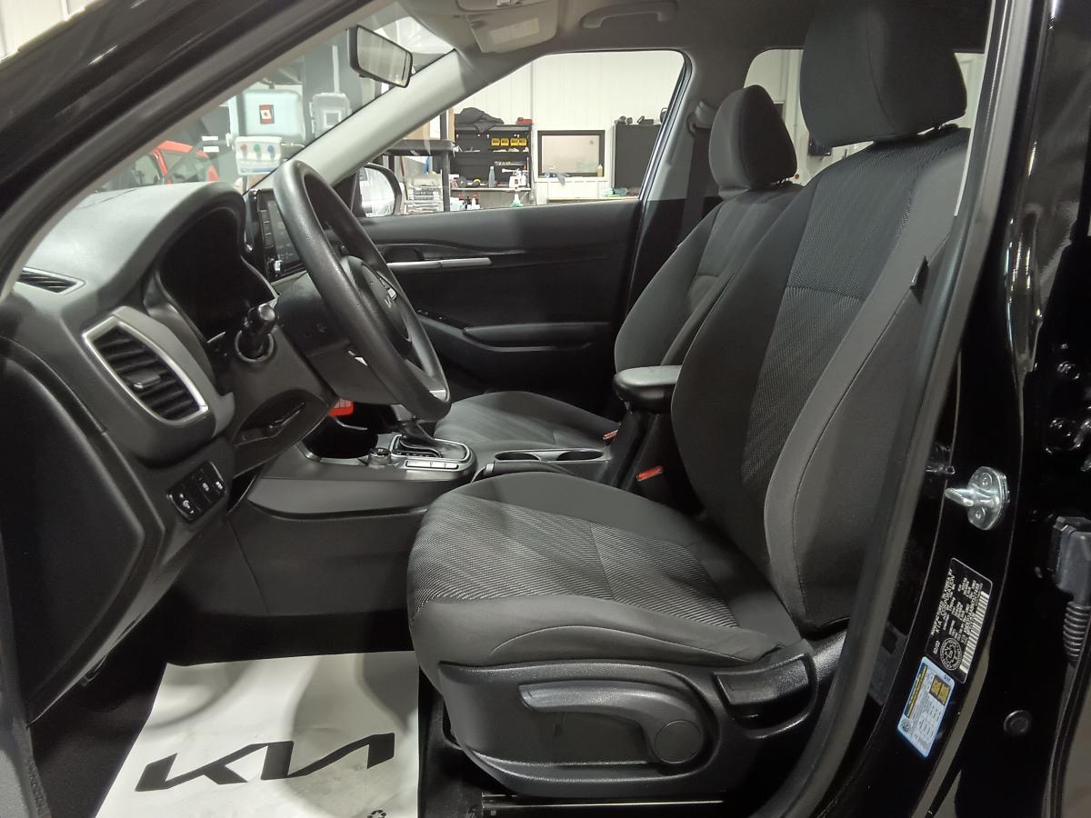 2022 Kia Seltos - Image 22