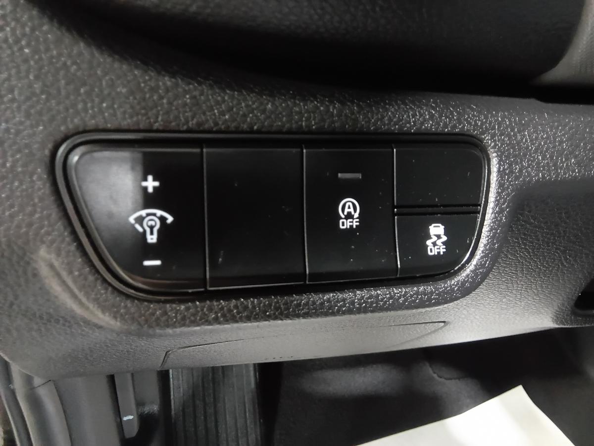 2022 Kia Seltos - Image 27
