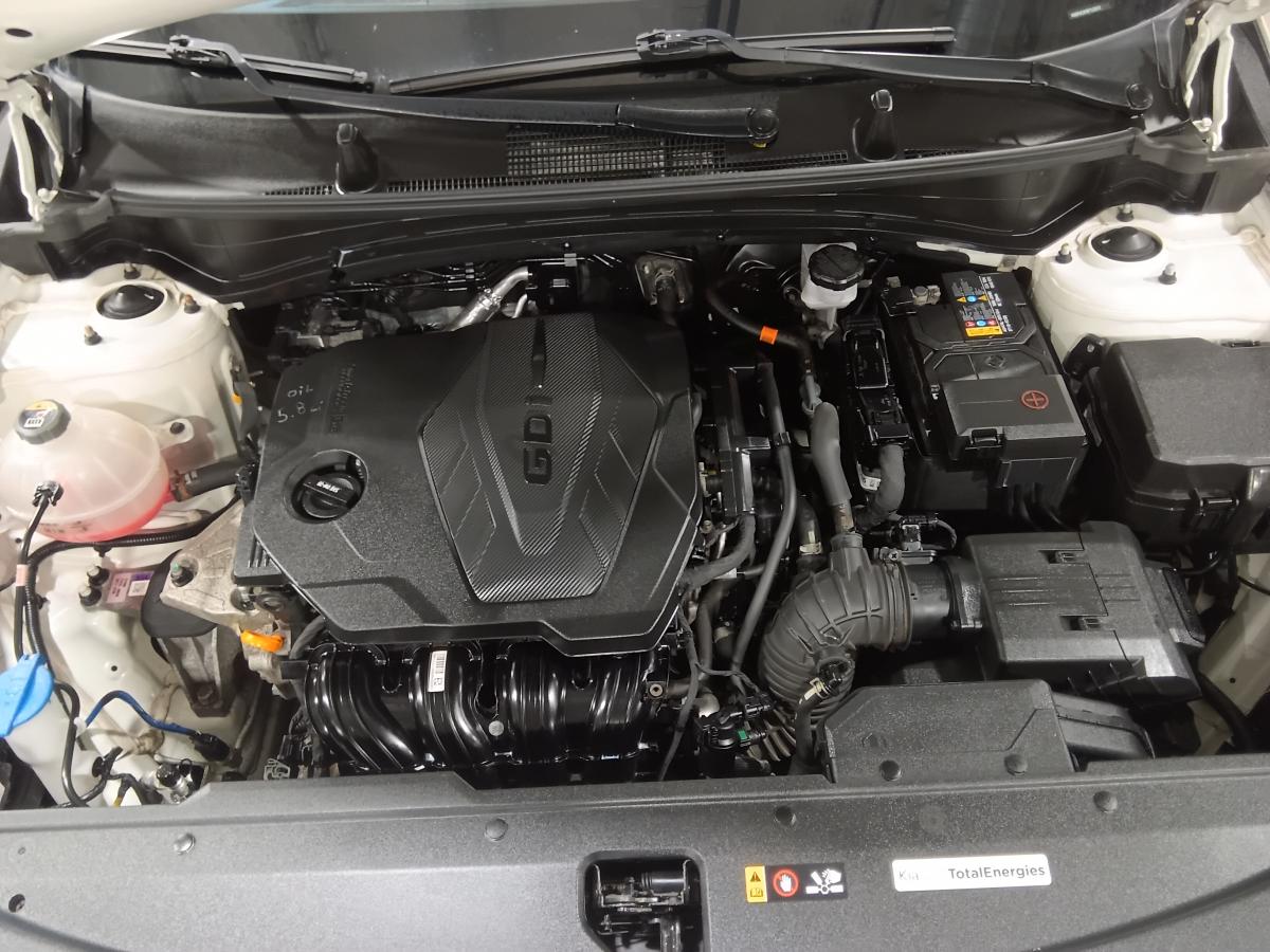 2023 Kia Sportage - Image 7